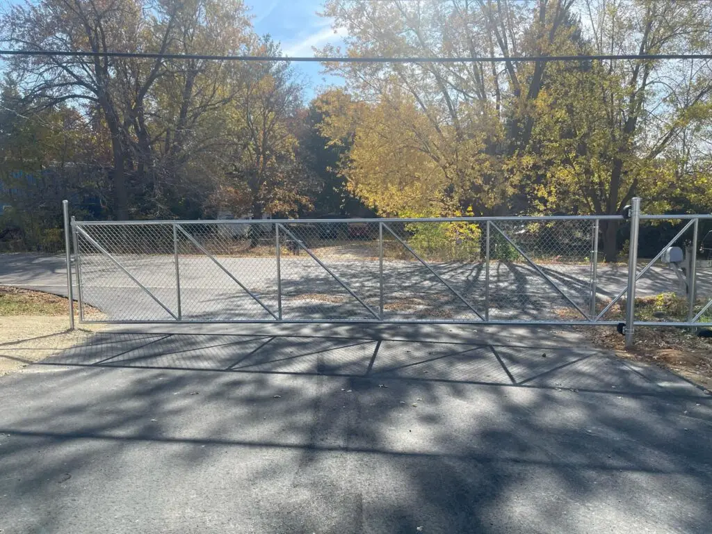 Commercial Chain Link Fencing